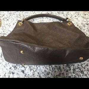 Louis Vuitton MM Artsy Hobo bag chocolate